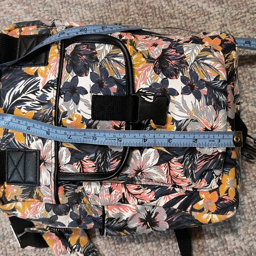 Wild fable backpack/purse - Picture 10 of 11